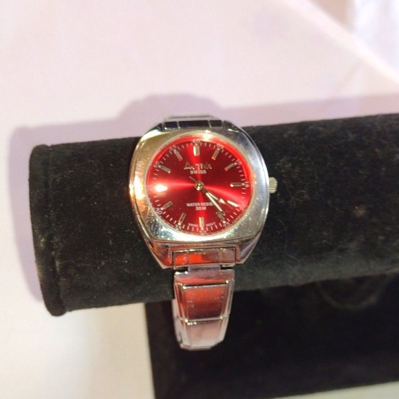 Activa | Accessories | Activa Watch | Poshmark display picture 3